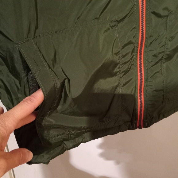 Timberland Reversible Vest NWOT Medium - Picture 8 of 11